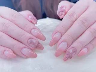 ネイル ネイルサロンエクラ 🫧Shizukaのネイルデザイン