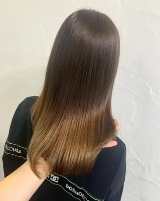 セミロング カラー Loob.TOKYO MIYA🌈のヘアスタイル