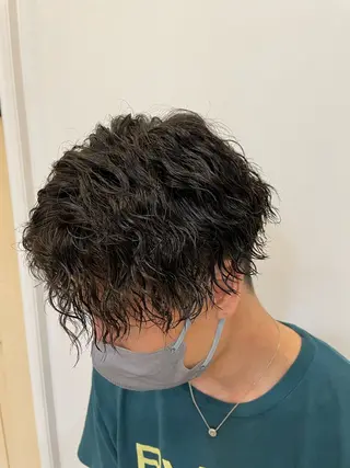 ショート パーマ メンズ メンズ特化 波巻き ツイスパ 黒川 貴史のヘアスタイル