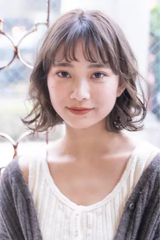ミディアム カラー ヘアアレンジ TOKI /透明感/原宿のヘアスタイル