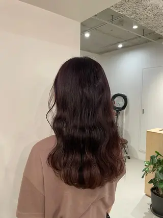 ロング カラー 矢崎 明莉のヘアスタイル