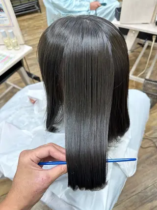 セミロング カラー 🫧K+plus🫧 菅原しほ🫧のヘアスタイル
