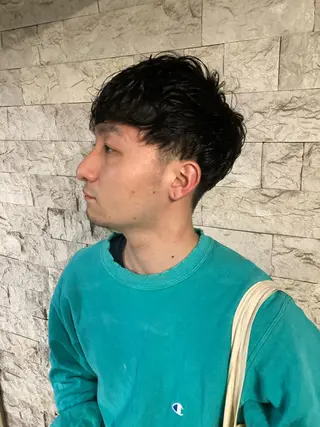 ショート 垢抜け・メンズパーマ 津山祐紀のヘアスタイル
