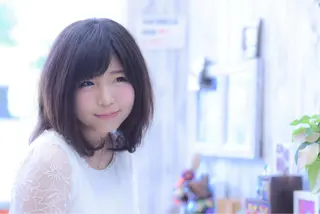 ミディアム 鈴木 悠のヘアスタイル