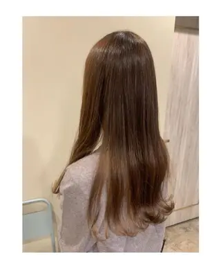 ロング カラー ERIKO Tのヘアスタイル