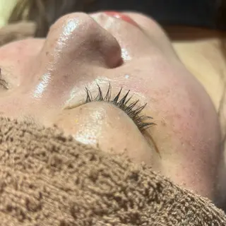 マツエク・マツパ MODEK's阿倍野 SANAのヘアスタイル