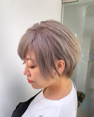 ショート カラー パーマ ヘアアレンジ メンズ まつげと眉 Meliaのマツエク・マツパデザイン