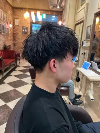 ショート 鈴木 優一のヘアスタイル