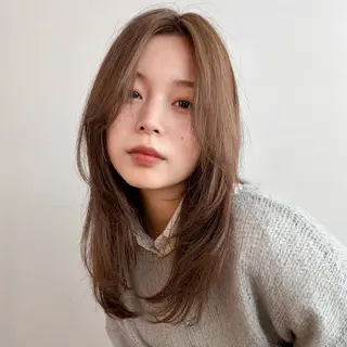 ロング まほ/レイヤーカット 🍒🤍透明感カラーのヘアスタイル