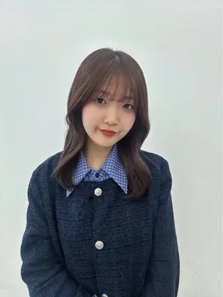 ミディアム カラー 藍斗│モテ透明感× 顔周りレイヤー🫧のヘアスタイル