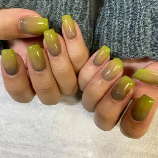 ミディアム カラー パーマ ヘアアレンジ メンズ キッズ ネイル マツエク・マツパ アイブロウ 今福鶴見ネイル 8(エイト)のネイルデザイン