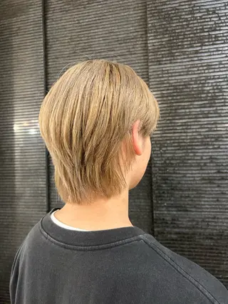 ショート カラー メンズ 對馬 光梨のヘアスタイル