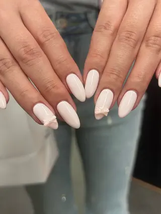 ネイル EmaNail🎀 Haaruのネイルデザイン