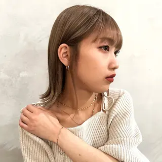ミディアム カラー 💫艶ハイトーン×髪 質改善💫リュウトのヘアスタイル