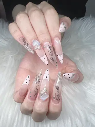 ネイル Lee Nailsのネイルデザイン