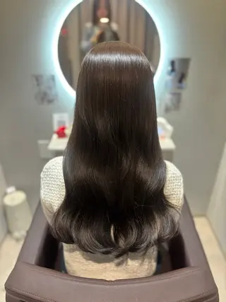 ロング カラー 髪質改善カラー ベージュ🤎YUMEのヘアスタイル