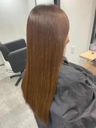 ロング カラー ブリーチ縮毛矯正 LAFFYuiのヘアスタイル