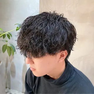 ショート パーマ メンズ 波巻きスパイラルパー マ/シャドウパーマ駿のヘアスタイル