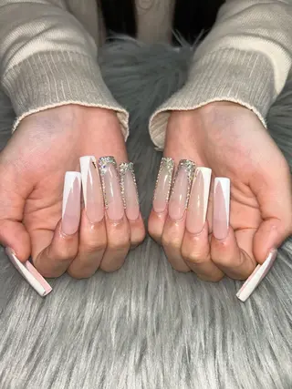 ネイル Hauʻoli nail 🤍のネイルデザイン