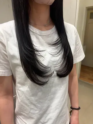 ロング 太田 千尋のヘアスタイル