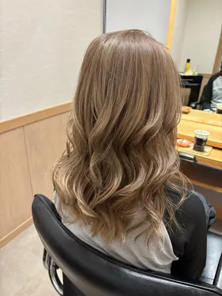 セミロング カラー miho 🌼🌼🌼のヘアスタイル