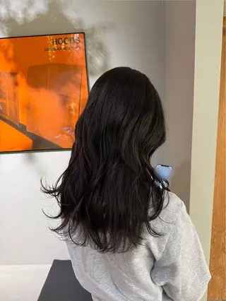 ロング 安藤 里奈のヘアスタイル