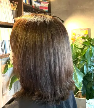 ミディアム La fith 新田のヘアスタイル