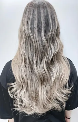 セミロング カラー ヘアアレンジ バレイヤージュ 藤沢 髪質改善 竹内ケンゴのヘアスタイル