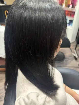 セミロング 艶カラー🎀 YUUKAのヘアスタイル