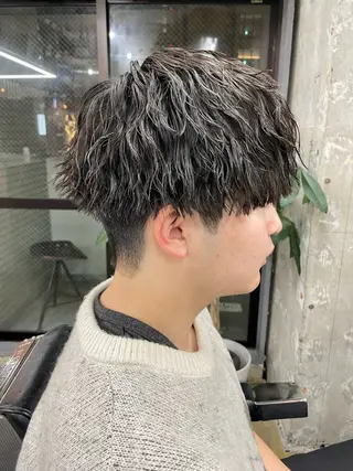 ショート カラー パーマ ヘアアレンジ メンズ 亀井隆汰/メンズ専門 パーマ/フェード可のヘアスタイル