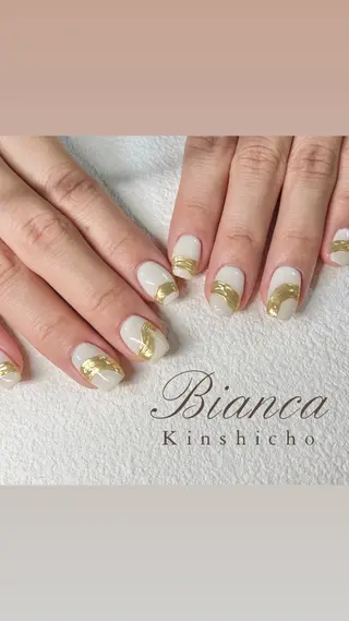 ネイル One’Ness Nana🤍のネイルデザイン