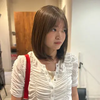 ミディアム レイヤー🎀透明感 カラー|ワンホンのヘアスタイル