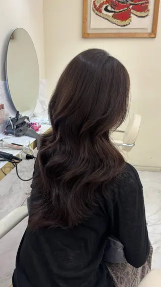 セミロング カラー 韓国🇰🇷모모 /透明感カラーのヘアスタイル