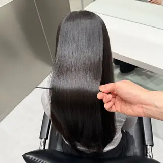ロング 美髪職人あお🦕 髪質改善｜原宿のヘアスタイル