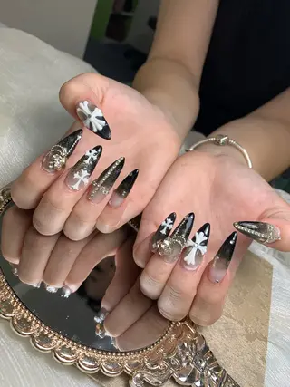 ネイル SOFIA 赤羽南口ネイルサロンのネイルデザイン