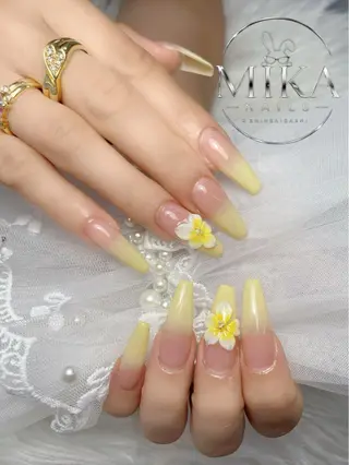 ネイル 🌱Rina🎀 Mikaのネイルデザイン