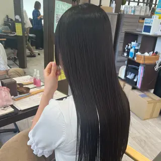 ロング 佐藤 瑚碧のヘアスタイル