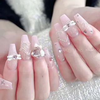ネイル Queens ゲンのネイルデザイン