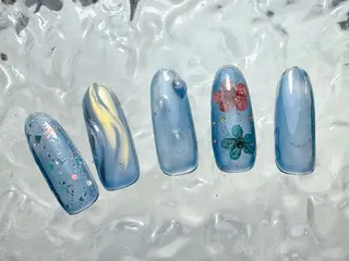 ネイル マジック ミラーのネイルデザイン