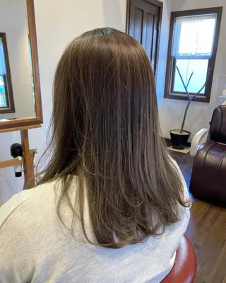 ロング 金子 歩実のヘアスタイル