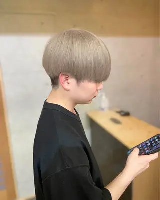 メンズ ))ブリーチ特化(( 渡邉 怜のヘアスタイル