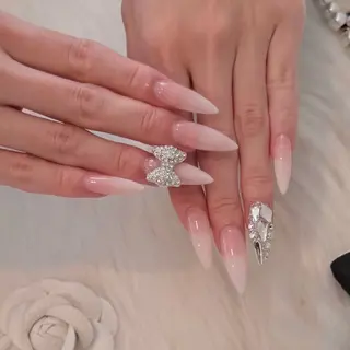 ネイル Luna Gladeのネイルデザイン