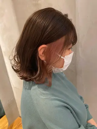 ミディアム 新宿/顔周りカット +レイヤー＝しずく♩のヘアスタイル