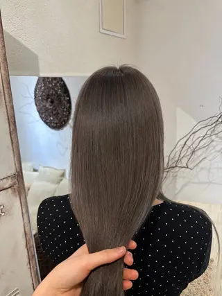 カラー 本田 乃愛のヘアスタイル