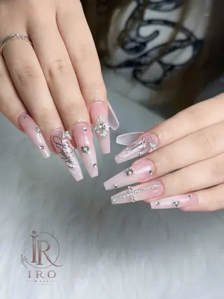 ネイル IRO Nail Studioのネイルデザイン