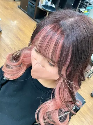 ロング カラー 青木 優歩のヘアスタイル