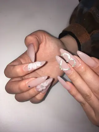 ネイル aya 🍓のネイルデザイン