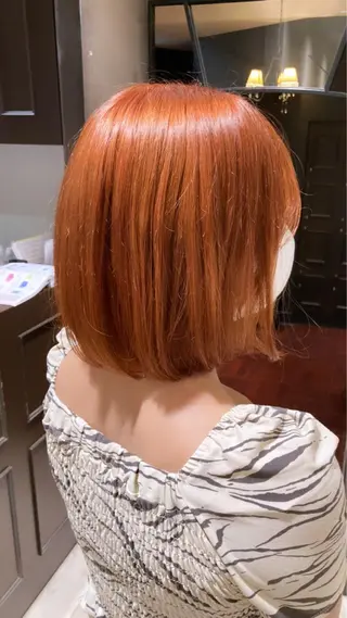 ショート カラー 曲がる縮毛矯正 LIBER 岩名のヘアスタイル