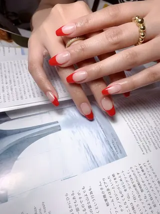 ネイル 横浜市中区曙町 ネイルE·U·Bのネイルデザイン