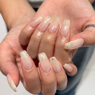 セミロング Iraise店🌞 Ayumiのネイルデザイン
